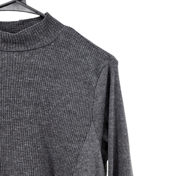 T. La Women's Waffle Knit High Neck Pullover Sweater - S - Picture 2 of 5